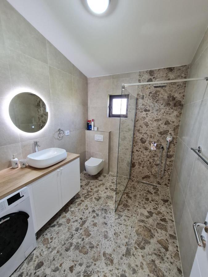 Luxury Penthouse With Panoramic View Ulcinj Exterior foto